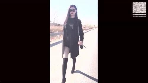 美女走秀视频国产,美女走秀，展现东方时尚魅力-第1张图片-精品欧洲AV无码