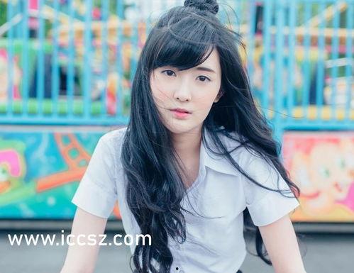 国产高中生视频网站,青春记忆的云端汇聚地-第3张图片-精品欧洲AV无码