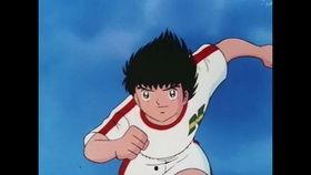 国产校园动漫踢足球视频,青春热血的绿茵战场-第3张图片-精品欧洲AV无码